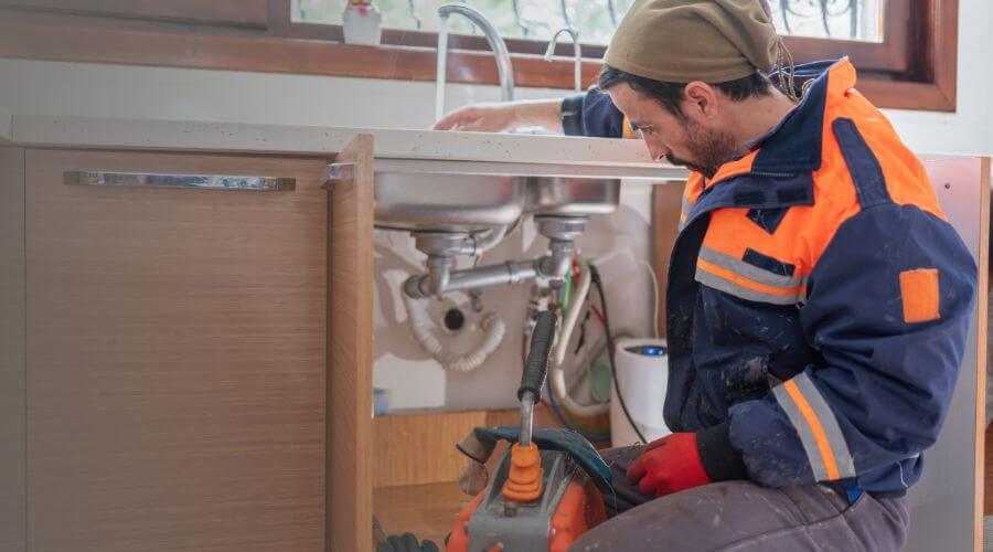 Professional expert plumbing services in Houstonia, MO